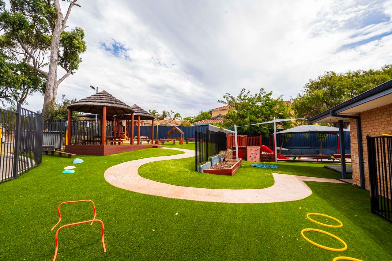 Buggles Child Care - Beldon photo 1